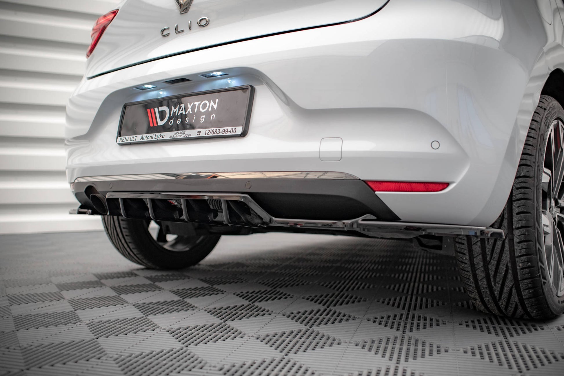 Maxton Design Splitter Post. - Renault Clio Mk5 - img 3