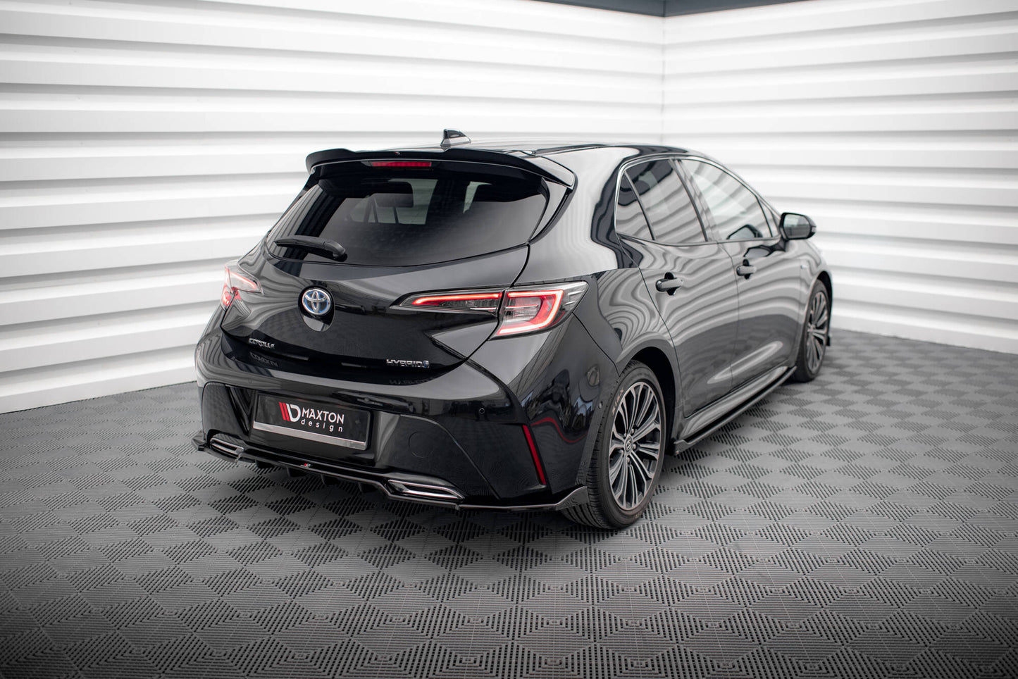 Maxton Design Splitter Post. - Toyota Corolla Hatchback - img 3
