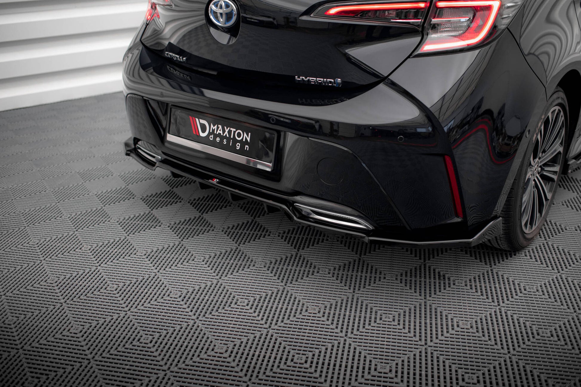Maxton Design Splitter Post. - Toyota Corolla Hatchback