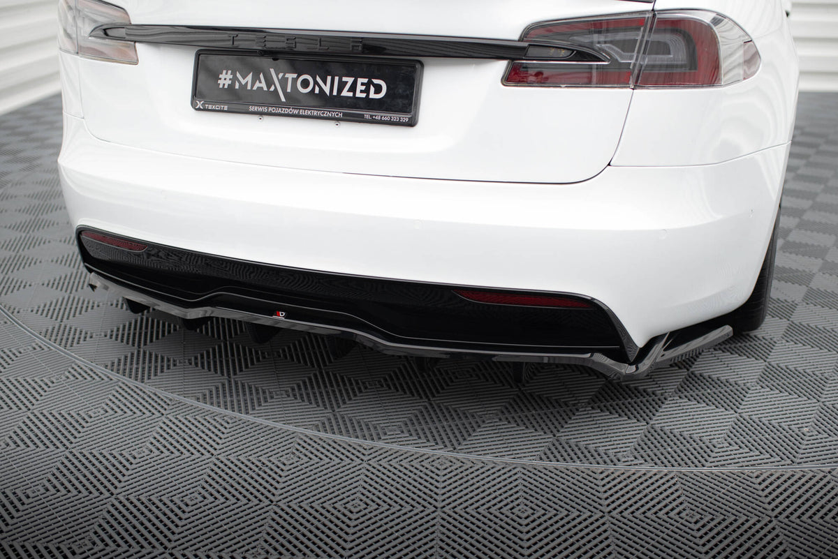 Maxton Design Splitter Post. V.2 - Tesla Model S