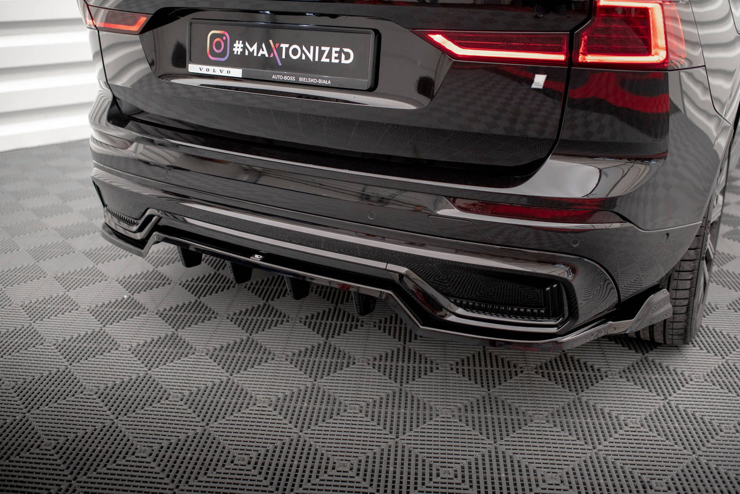 Maxton Design Splitter Post. - Volvo XC60 R-Design - img 2
