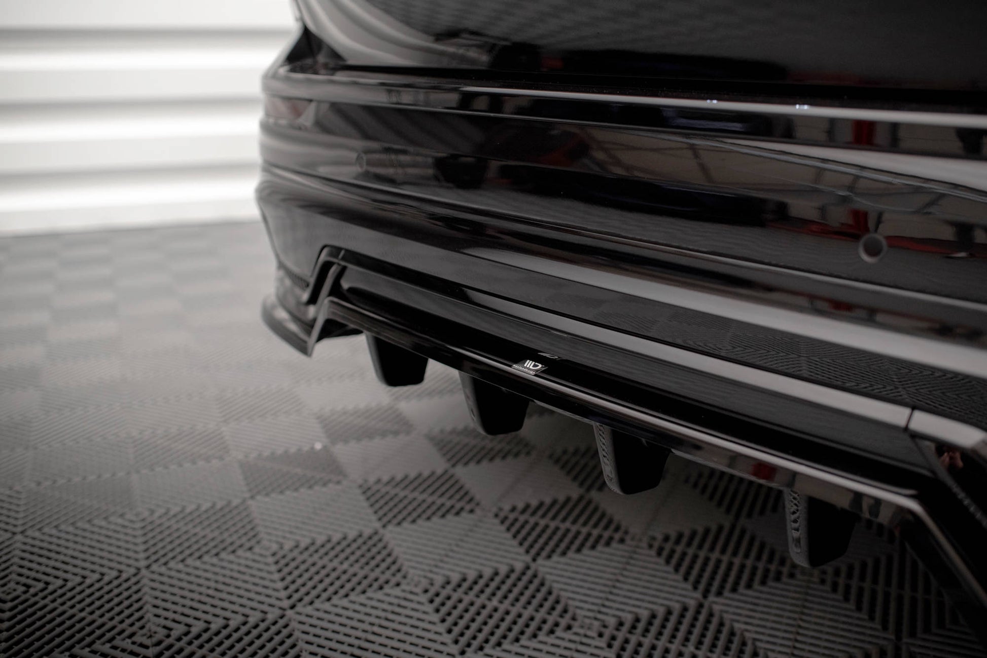 Maxton Design Splitter Post. - Volvo XC60 R-Design - img 3