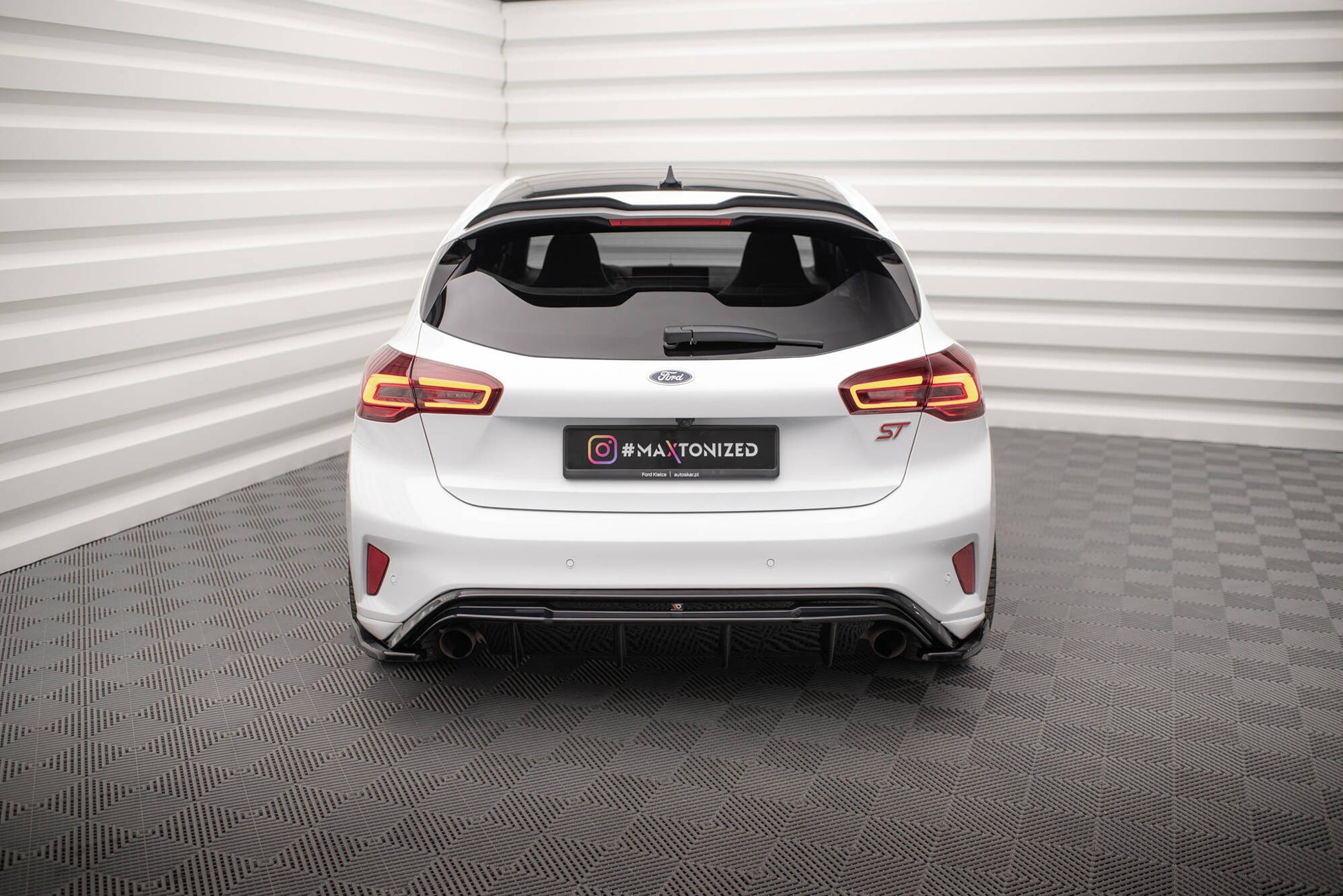 Maxton Design Pannello Sottoscocca Post. V.3 - Ford Focus ST Mk4