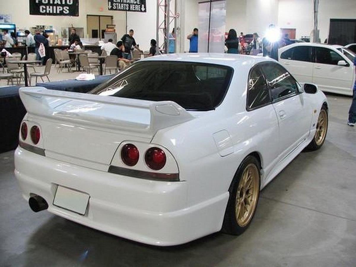 Maxton Design Spoiler - Nissan Skyline R33