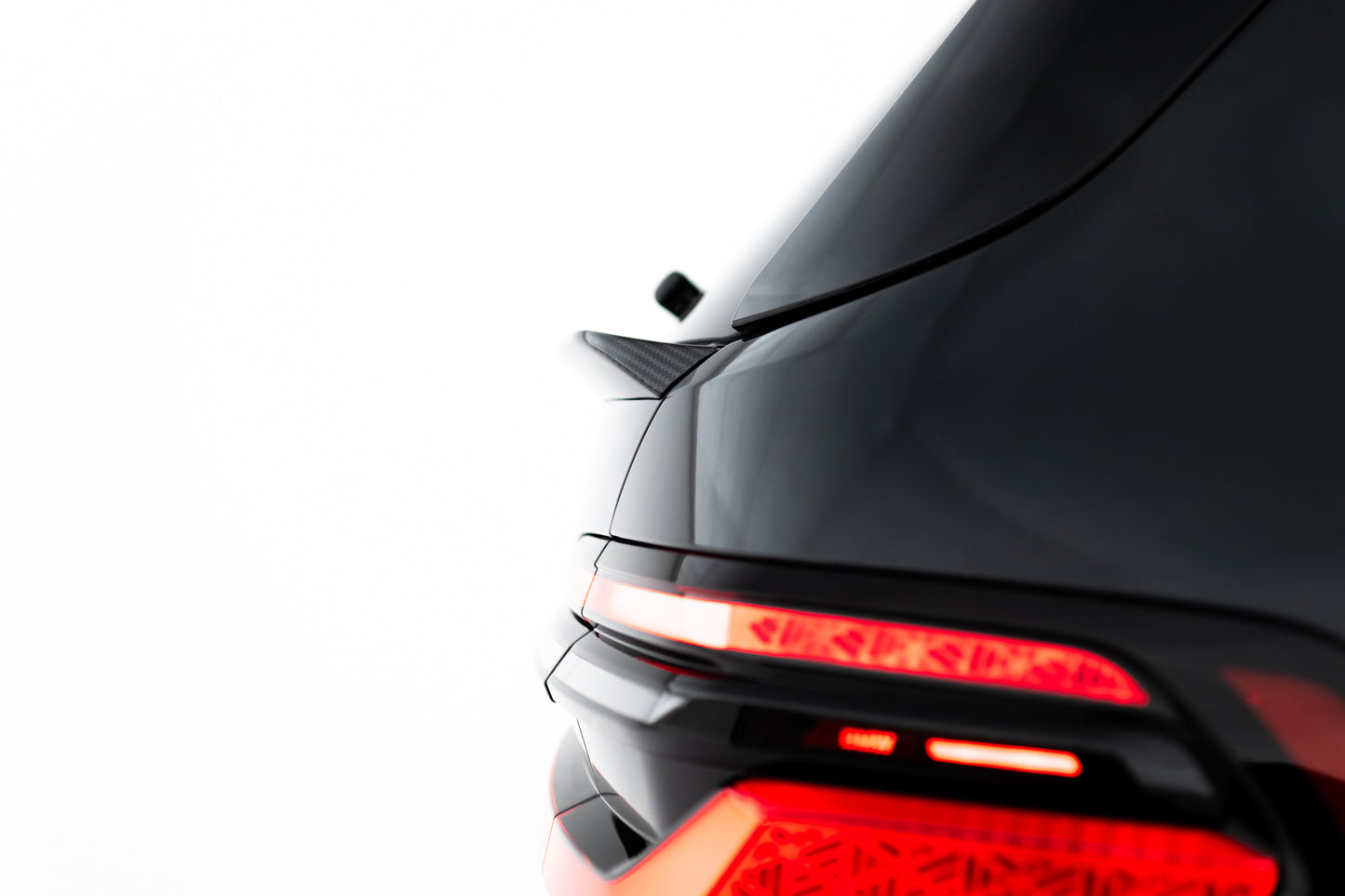 Maxton Design Accessorio Aerodinamico V.2 - BMW Serie 7 M-Pack - img 15