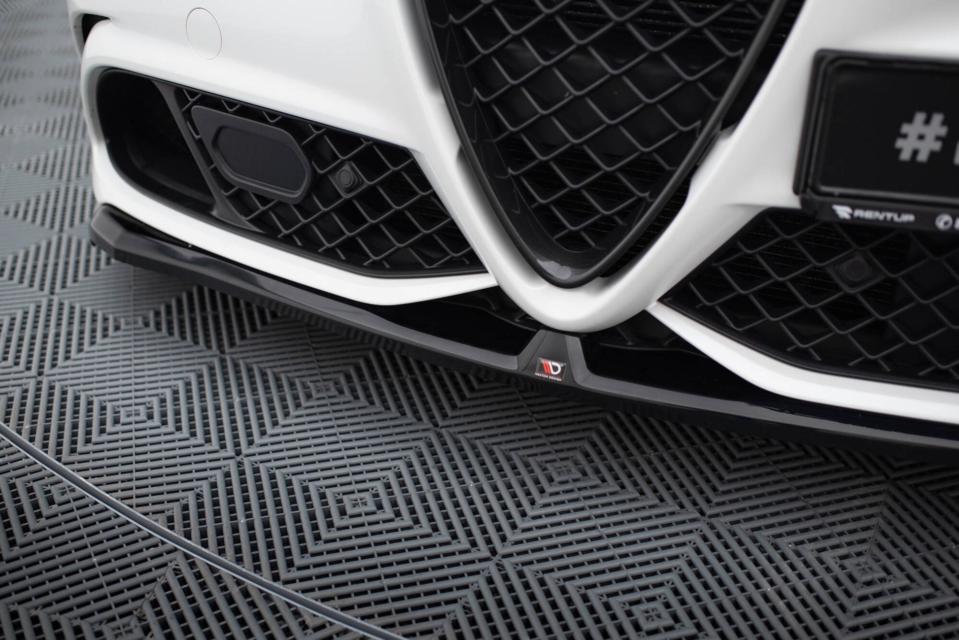 Maxton Design Set Splitter - Alfa Romeo Giulia Qaudrifoglio - img 3
