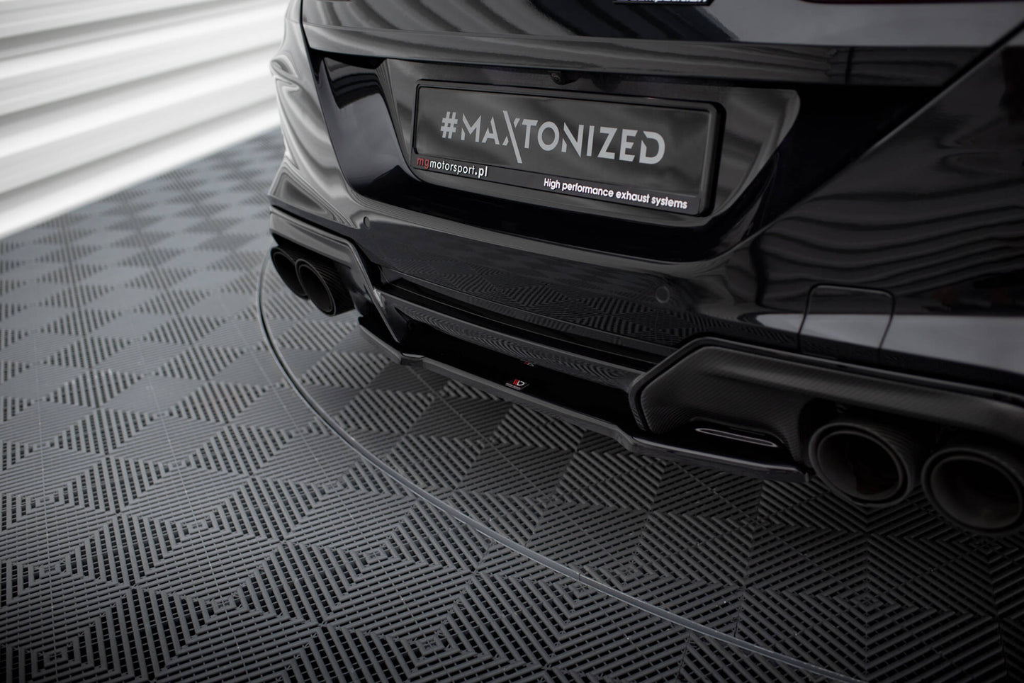Maxton Design Set Splitter - BMW Serie 8 F93 - img 5