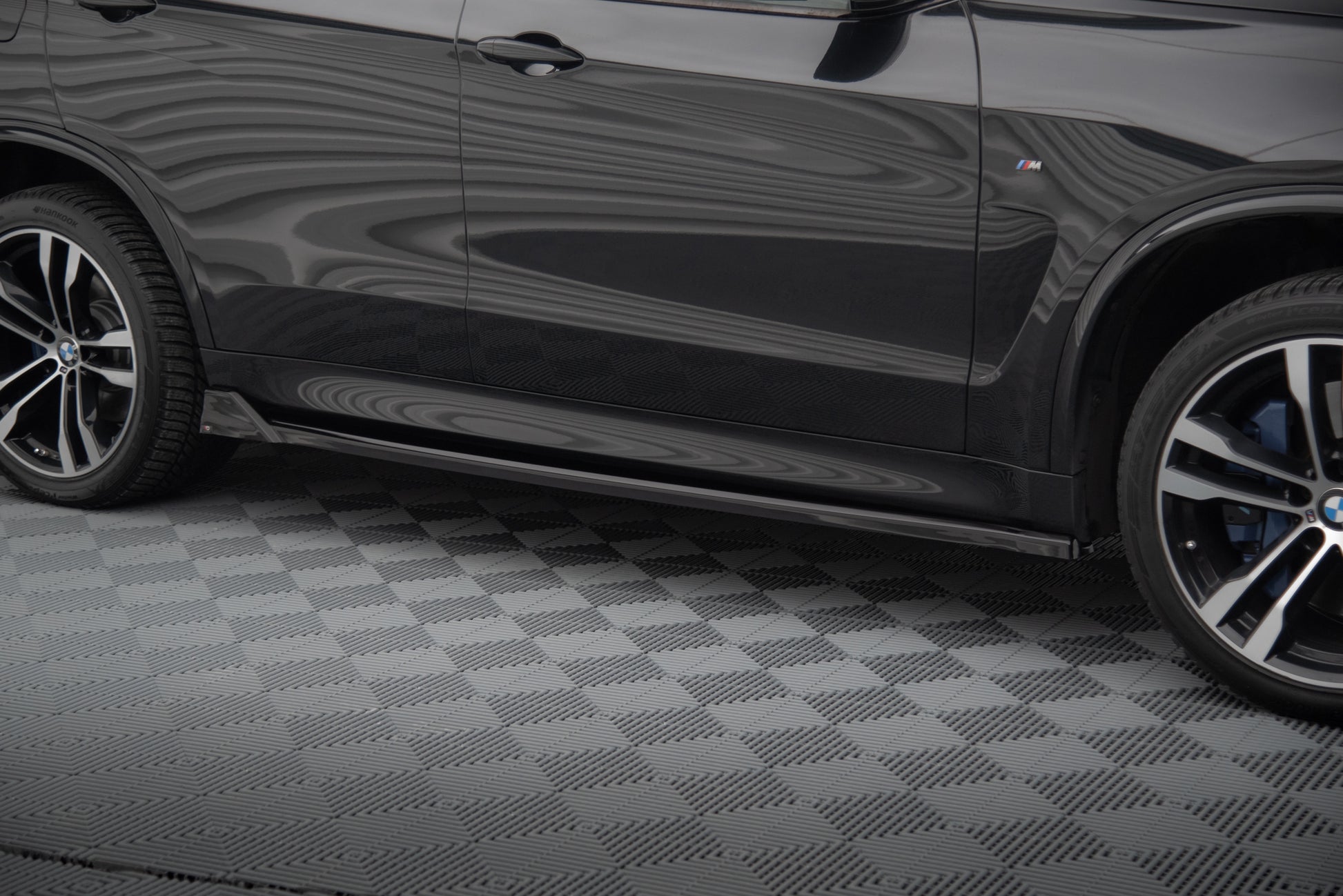 Maxton Design Set Splitter - BMW Serie 5 F15 - img 5
