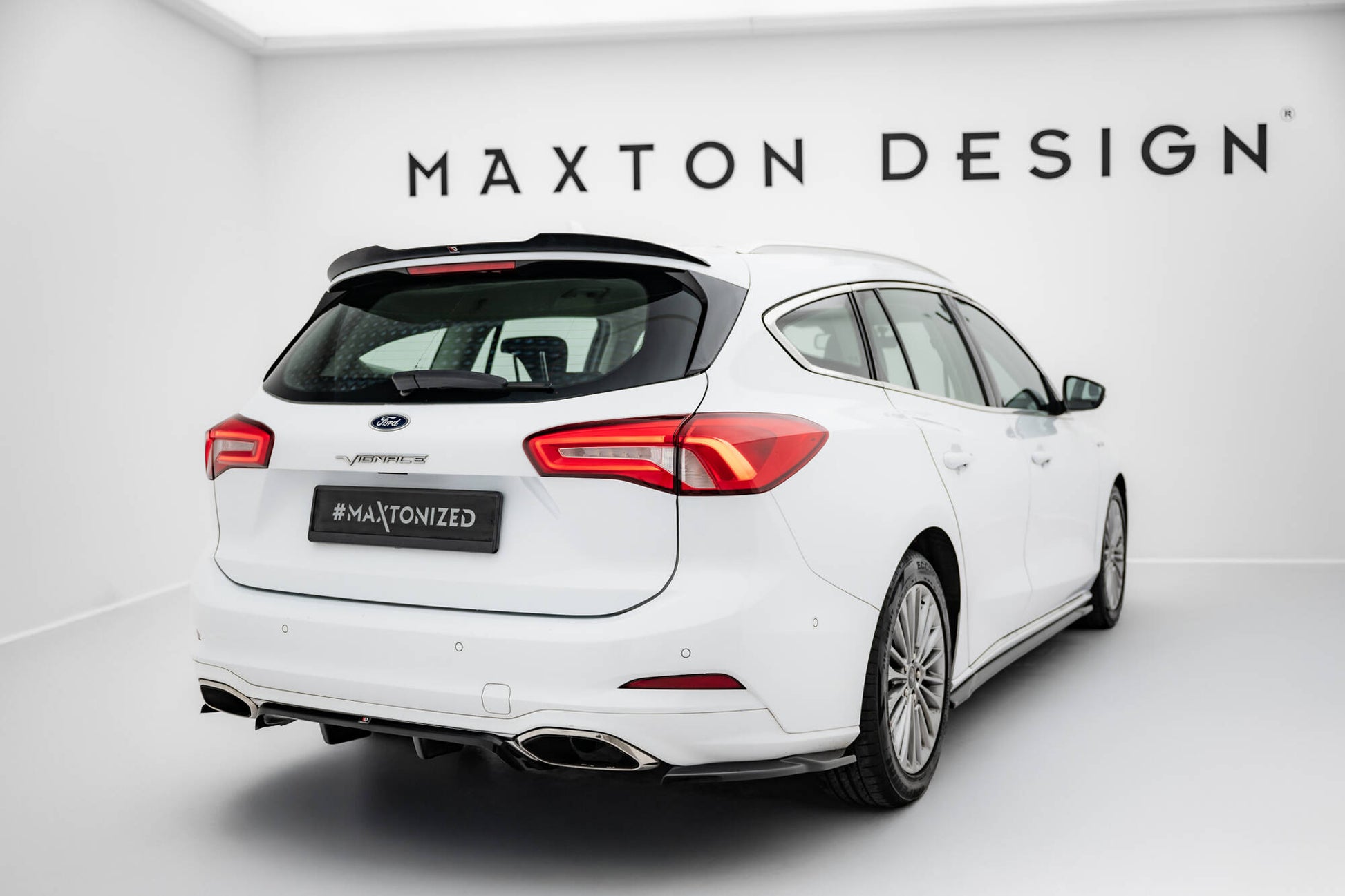 Maxton Design Set Splitter - Ford Focus Mk4 - img 9
