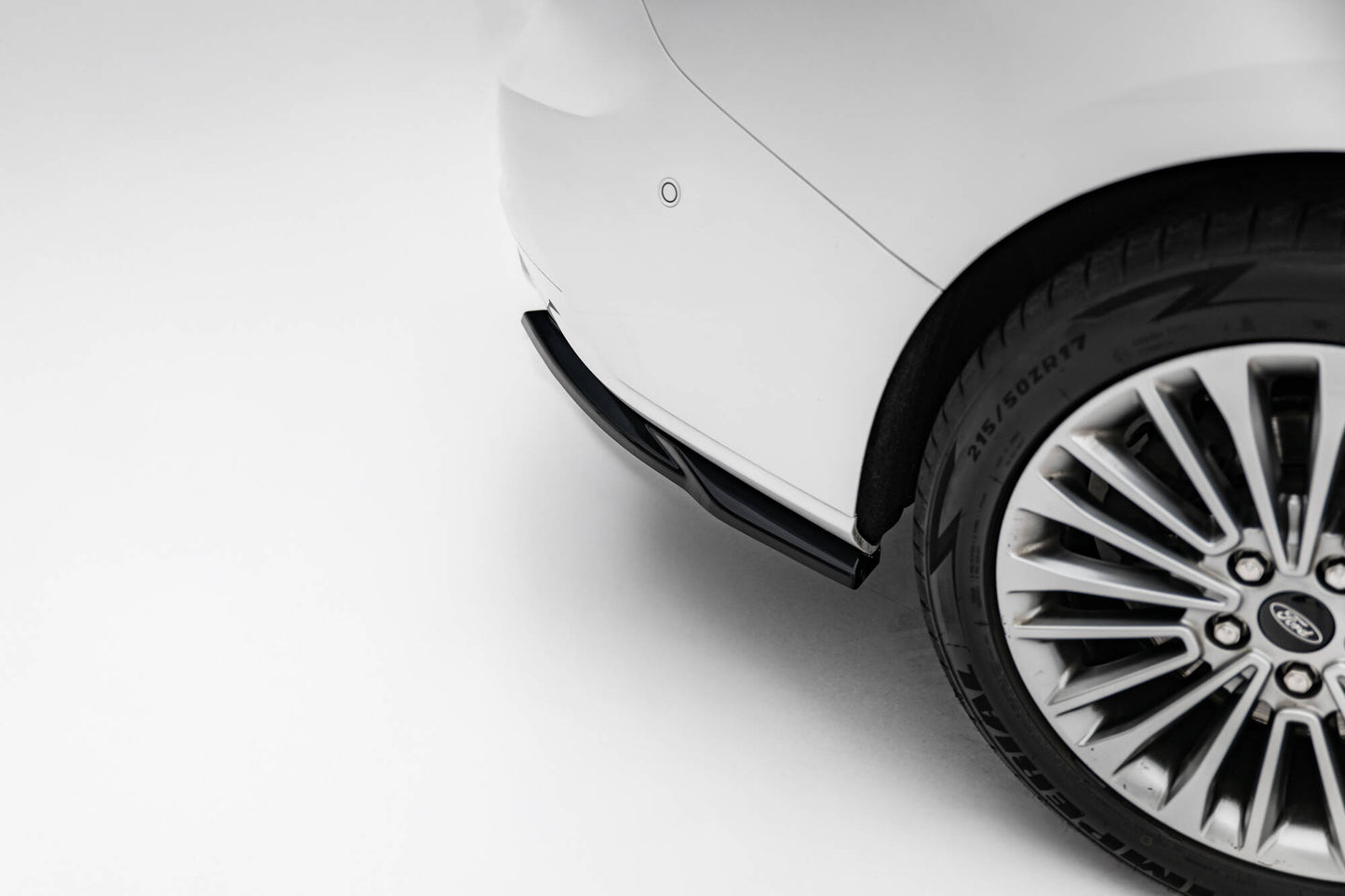 Maxton Design Set Splitter - Ford Focus Mk4 - img 10