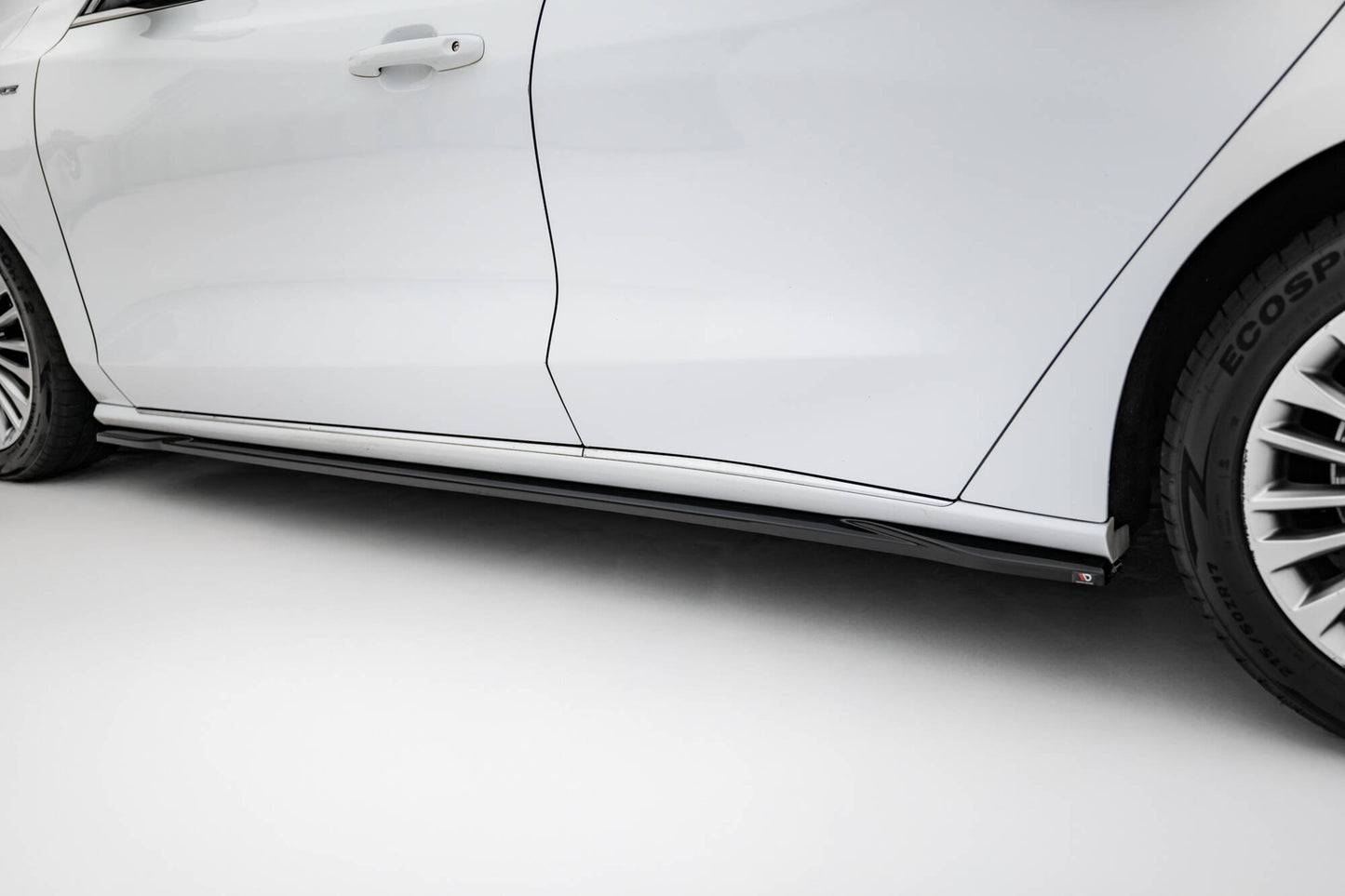 Maxton Design Set Splitter - Ford Focus Mk4 - img 6