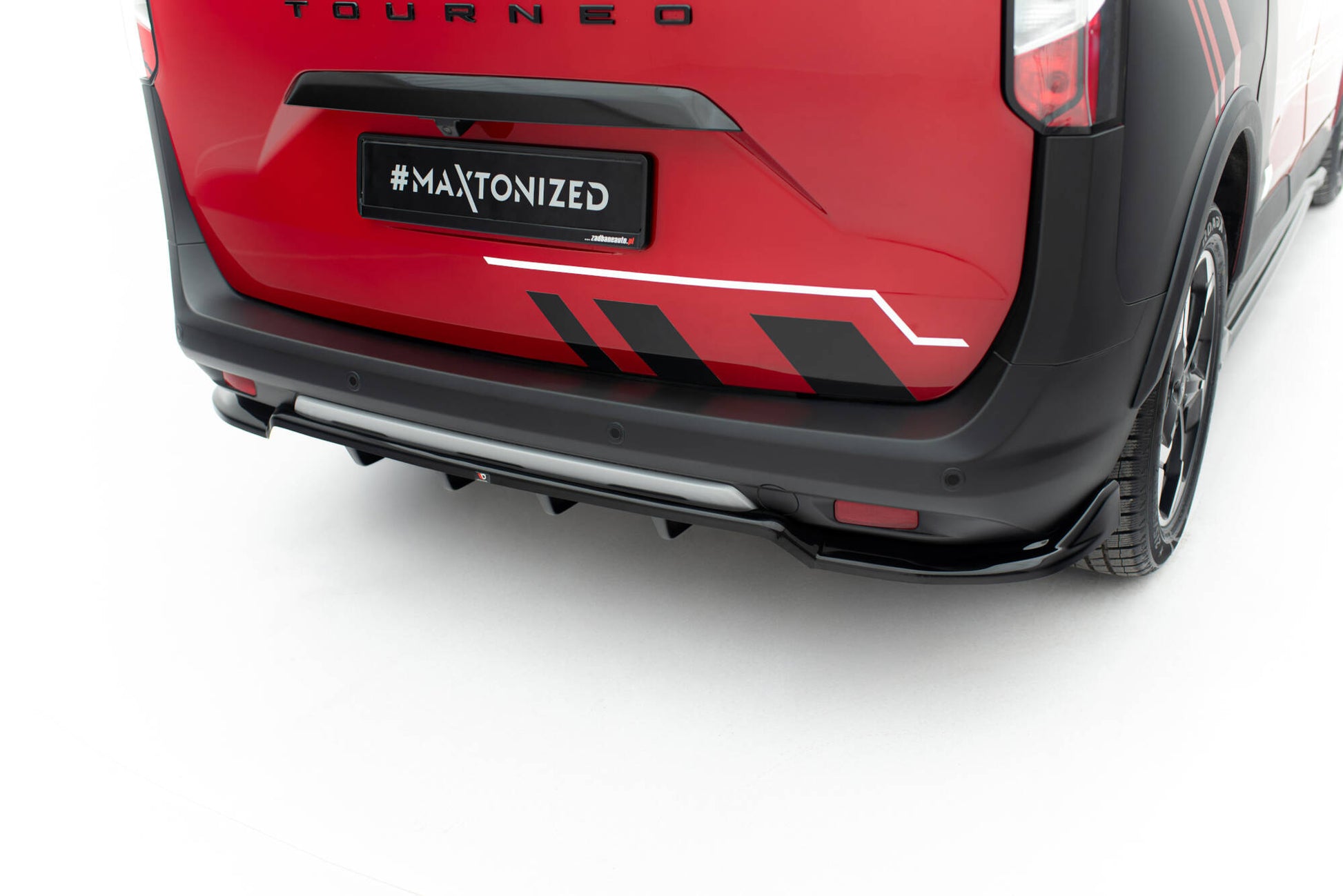 Maxton Design Set Splitter - Ford Transit Courier Mk2 - img 8