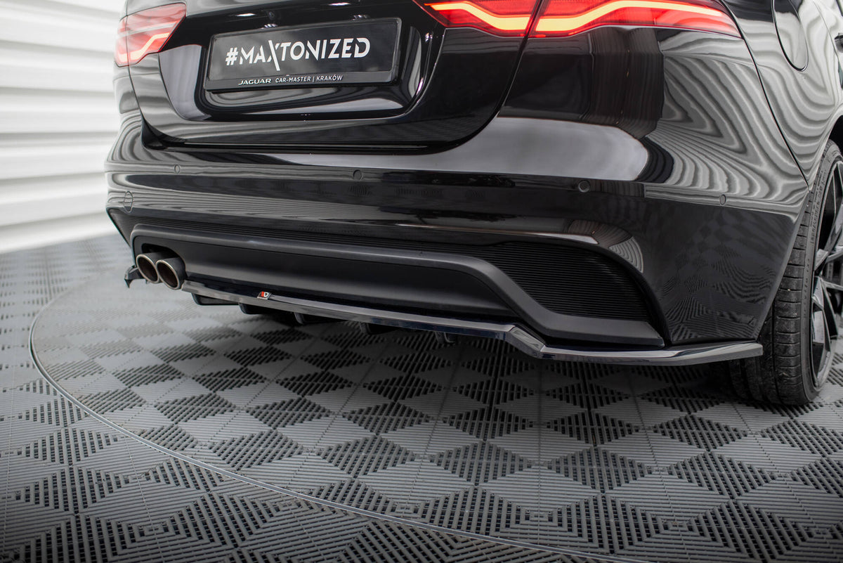 Maxton Design Set Splitter - Jaguar XE R-Dynamic - img 10