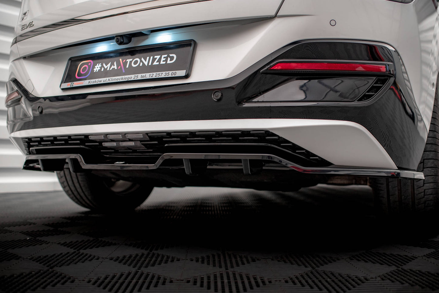 Maxton Design Set Splitter - Kia EV6 GT-Line - img 9