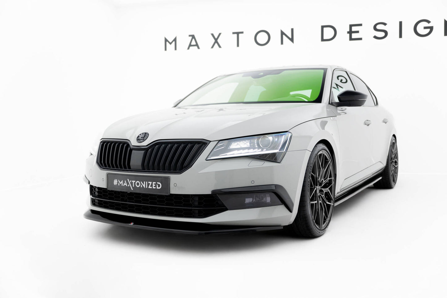 Maxton Design Set Splitter - Skoda Superb Mk3 - img 3