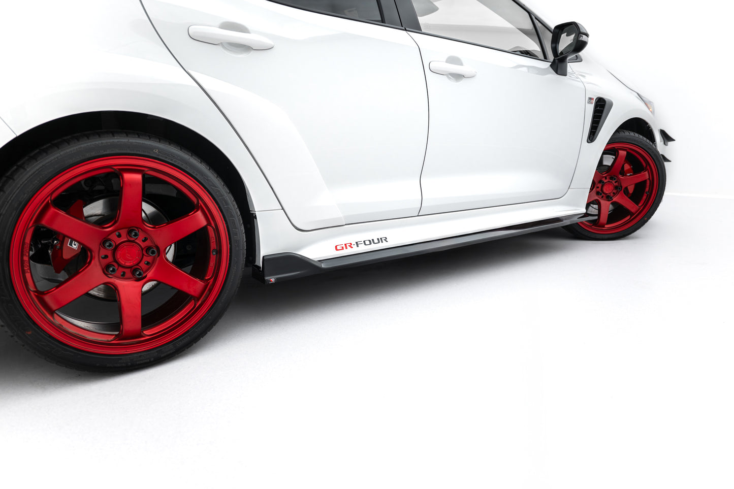 Maxton Design Set Splitter V.2 - Toyota GR Corolla Mk12 - img 6