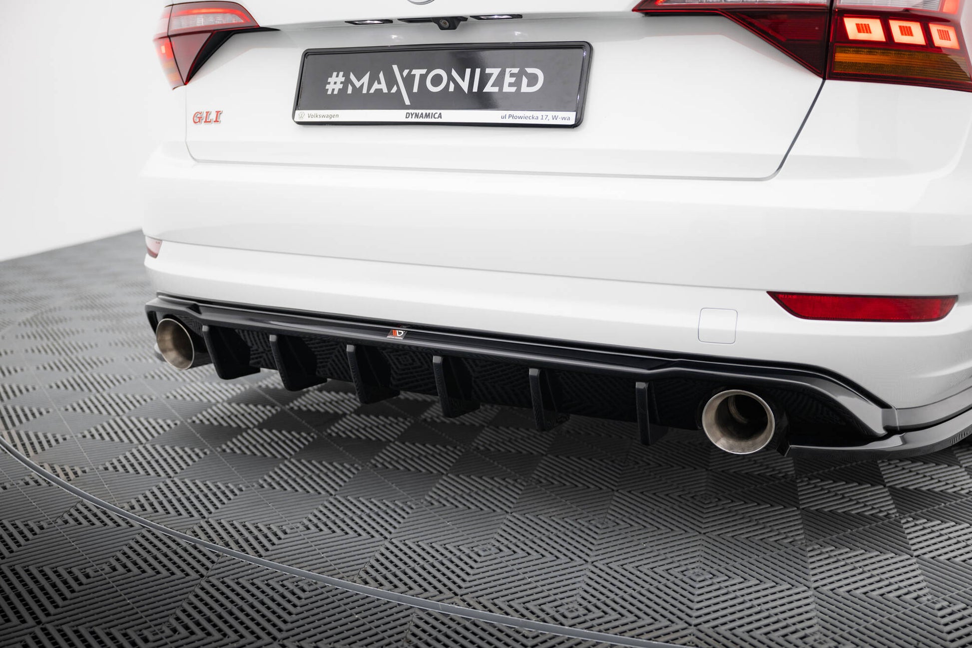 Maxton Design Set Splitter - Volkswagen Jetta GLI - img 9