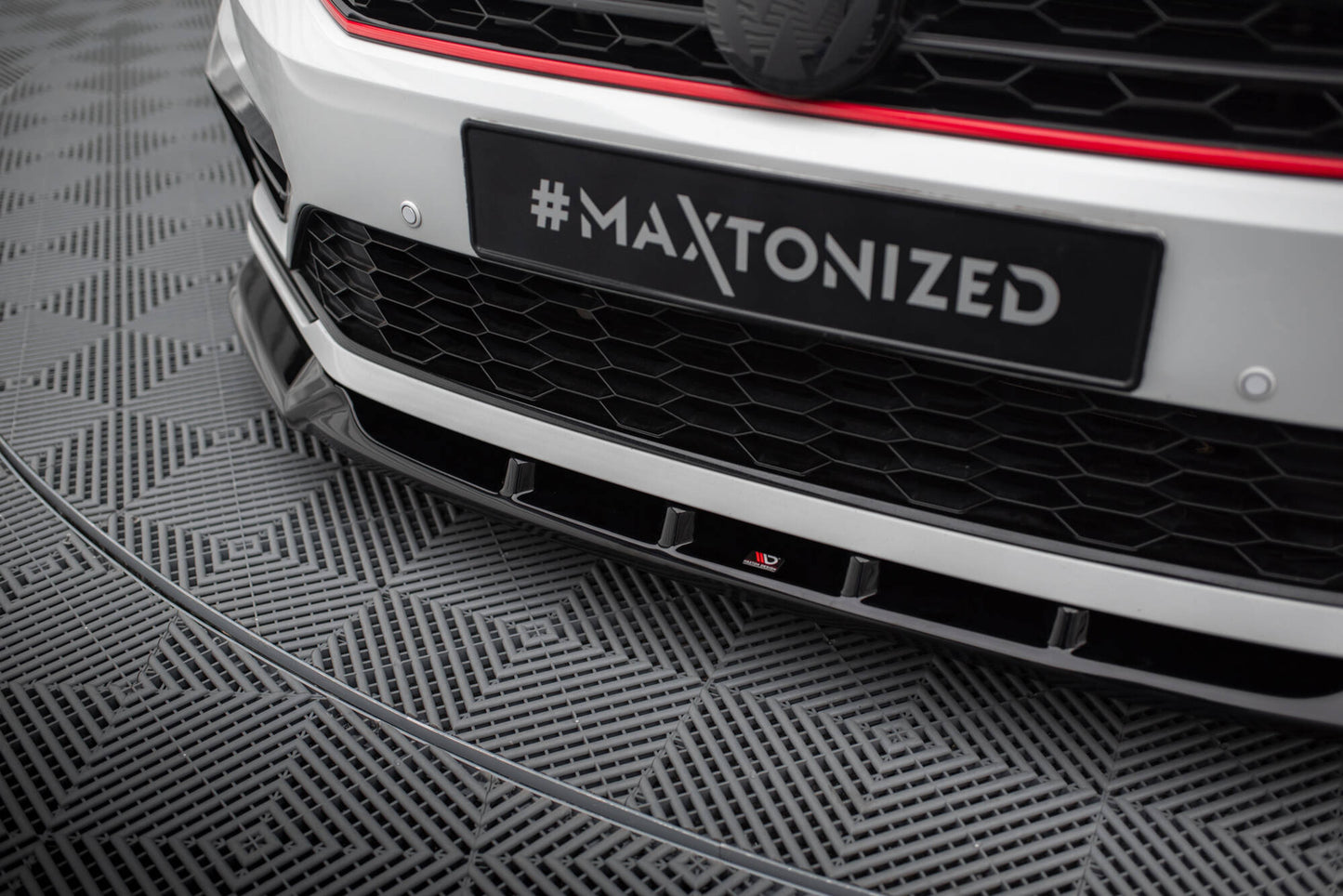 Maxton Design Set Splitter - Volkswagen Passat Mk8 (B8) Facelift - img 4