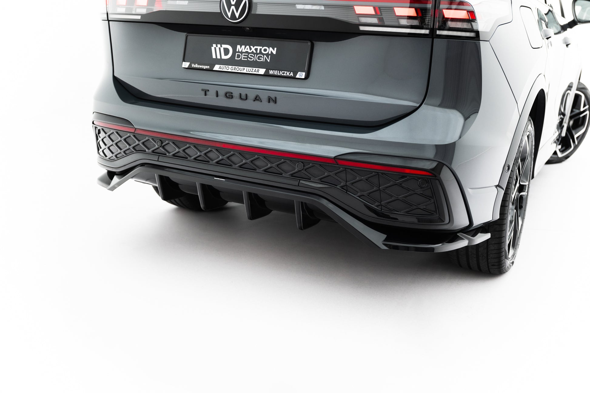 Maxton Design Set Splitter - Volkswagen Tiguan Mk3 - img 16