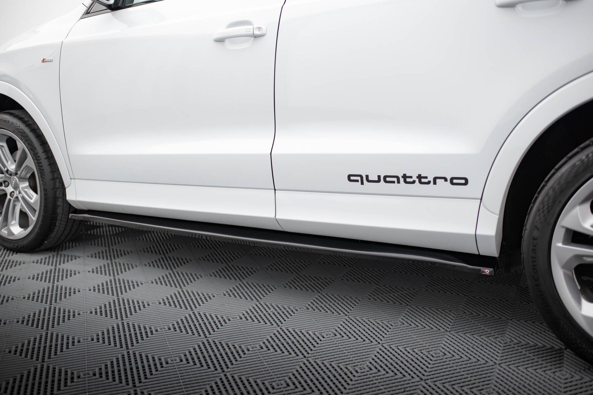 Maxton Design Minigonne Laterali - Audi Q3 8U - img 3