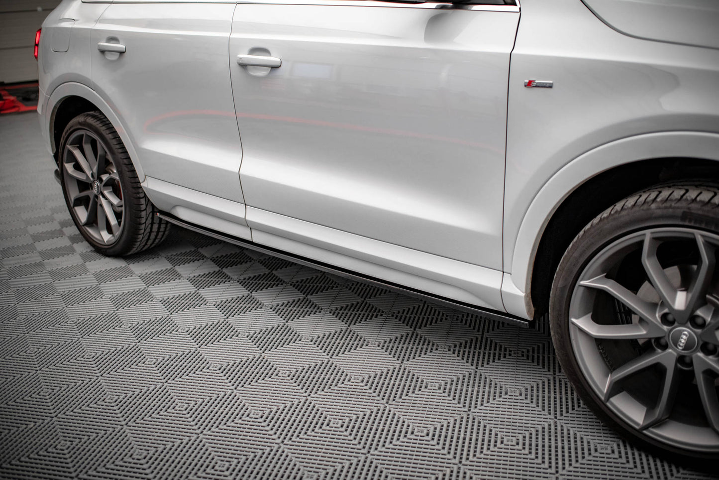 Maxton Design Minigonne Laterali - Audi Q3 8U Facelift - img 2