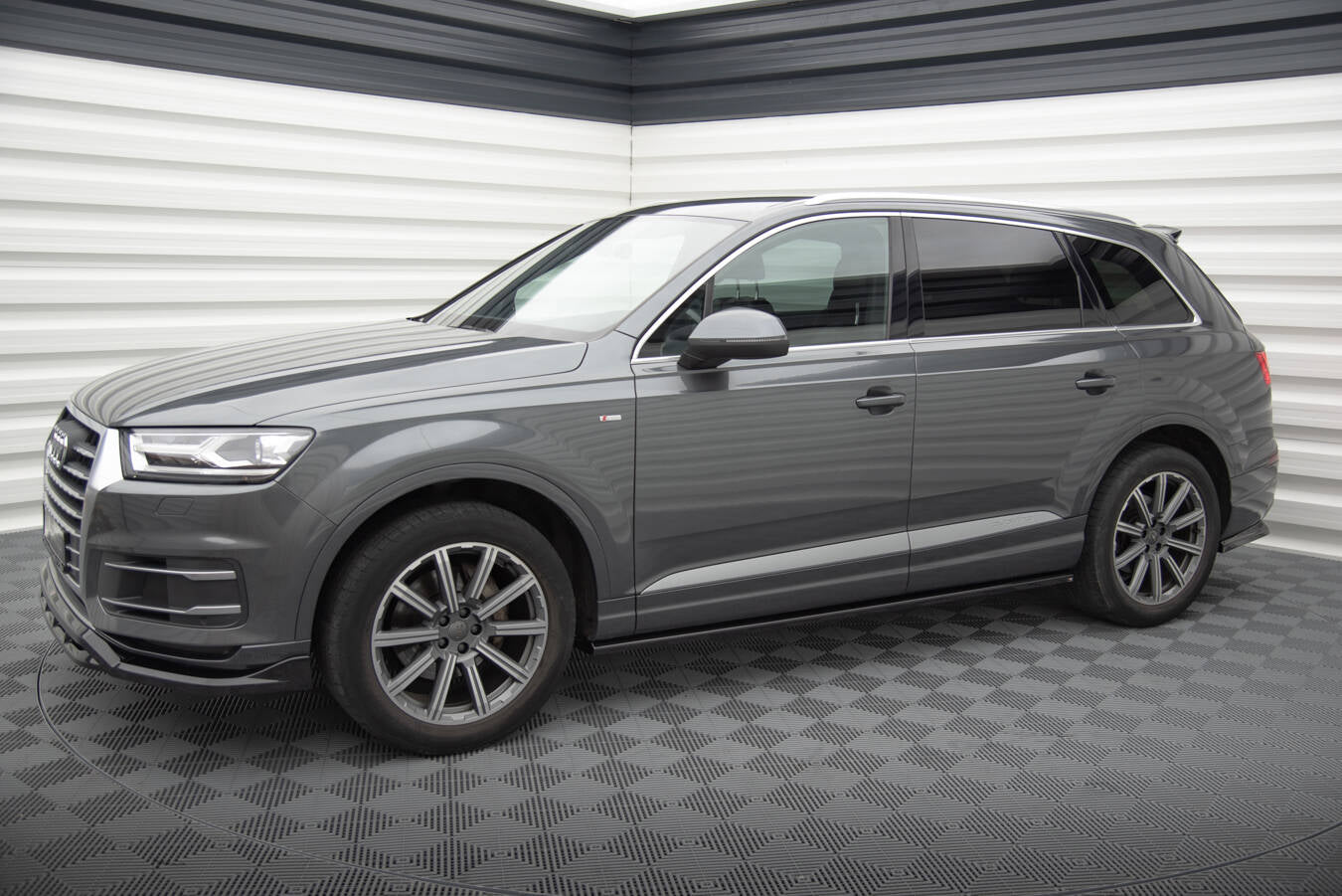 Maxton Design Minigonne Laterali - Audi Q7 Mk 2 - img 2