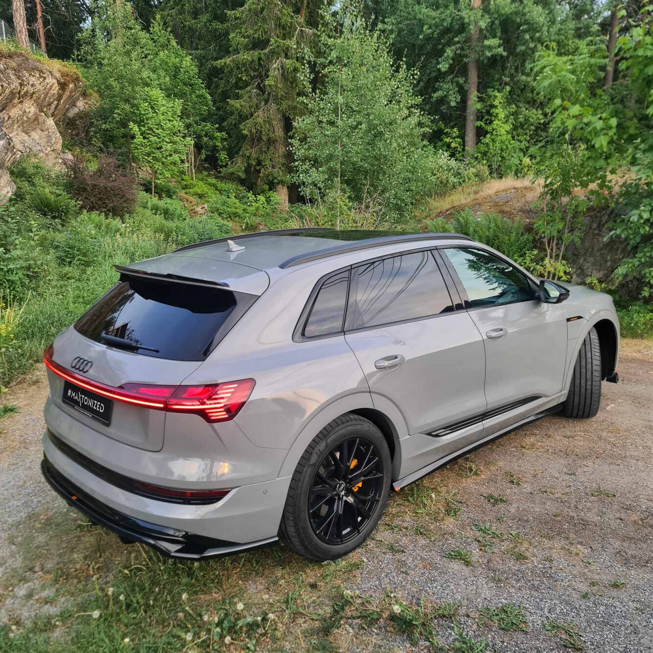 Maxton Design Minigonne Laterali - Audi e-tron - img 3