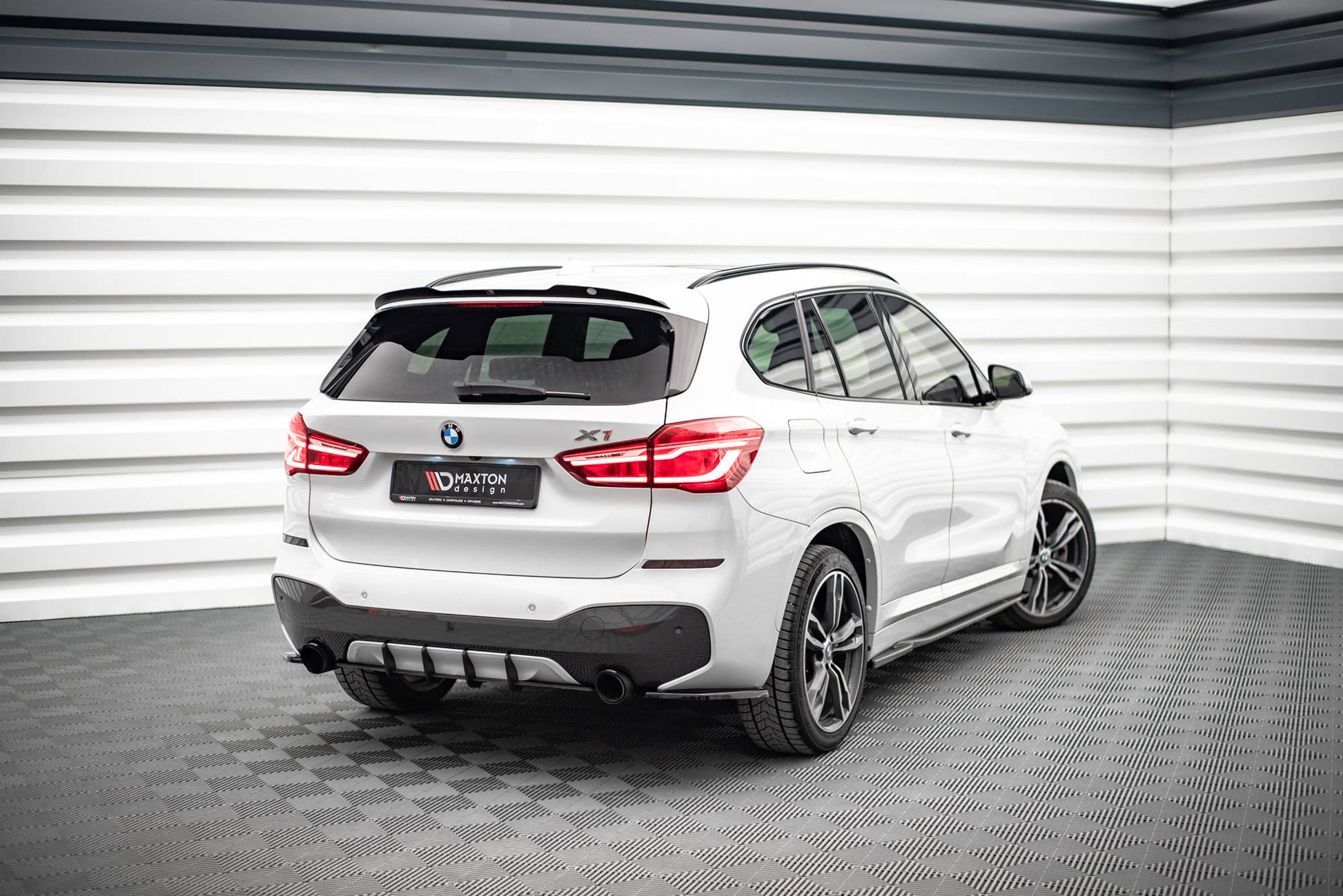 Maxton Design Minigonne Laterali - BMW Serie 1 M-Pack - img 2