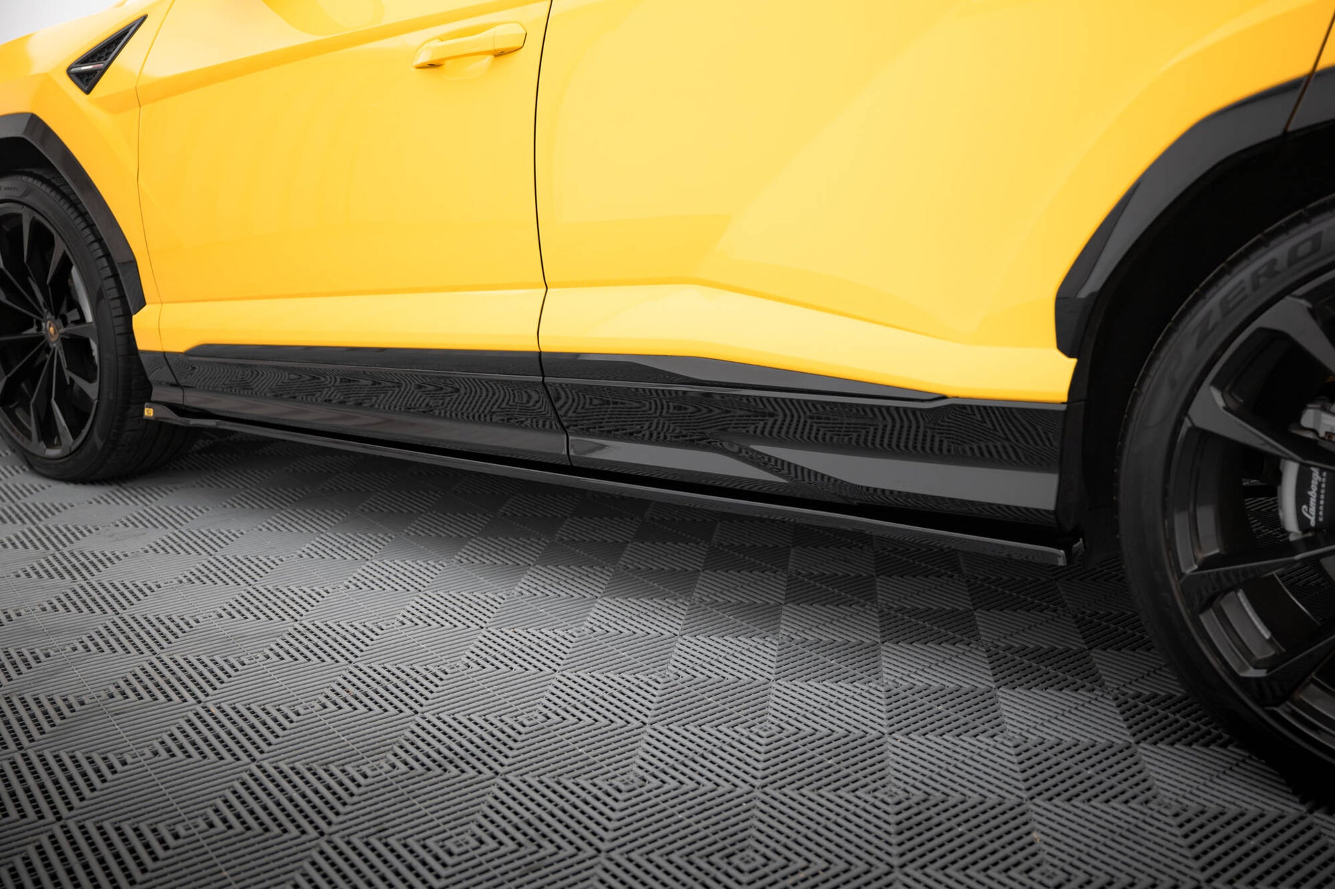 Maxton Design Minigonne Laterali - Lamborghini Urus Mk1 - img 3