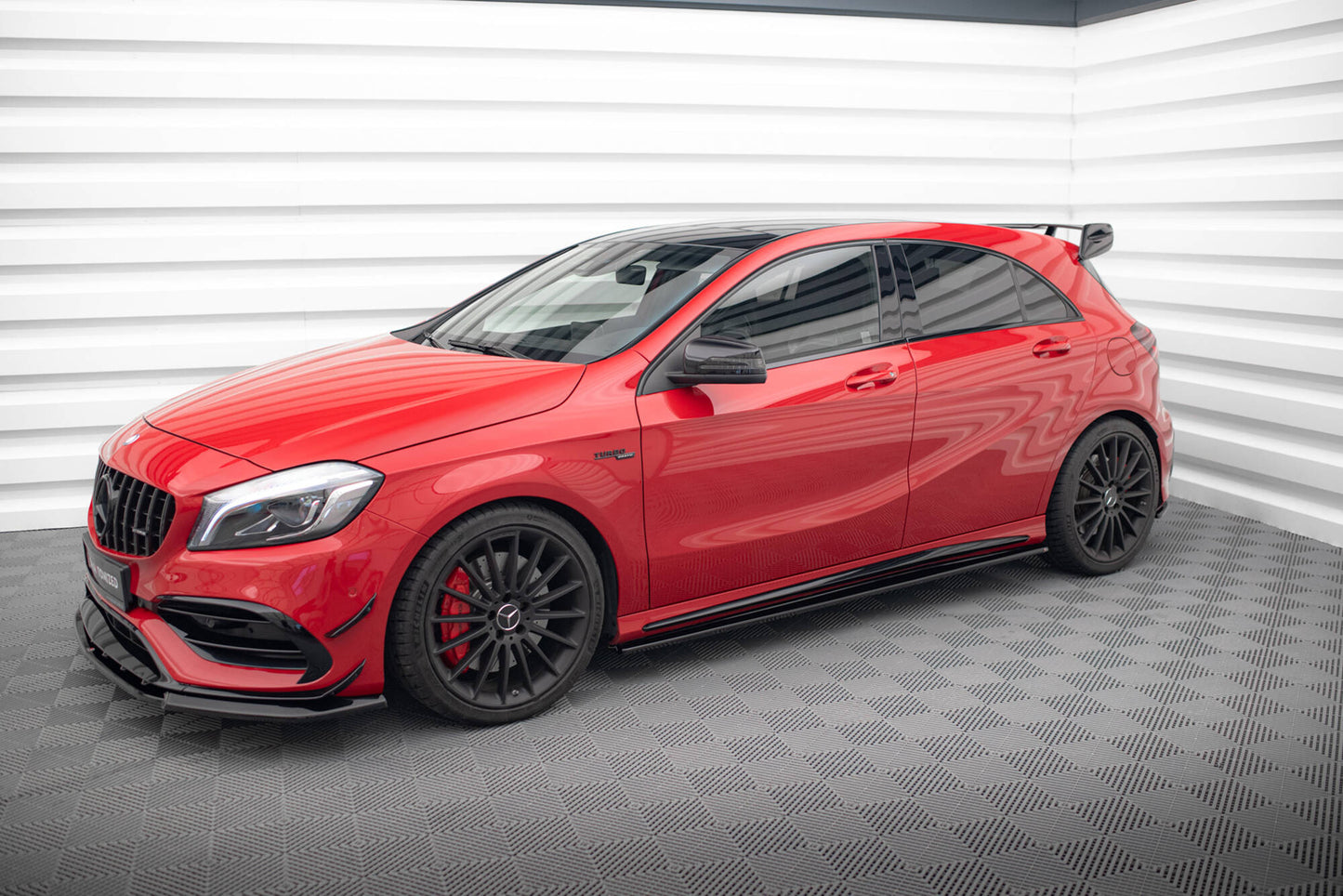 Maxton Design Minigonne Laterali - Mercedes A Klasa AMG - img 3