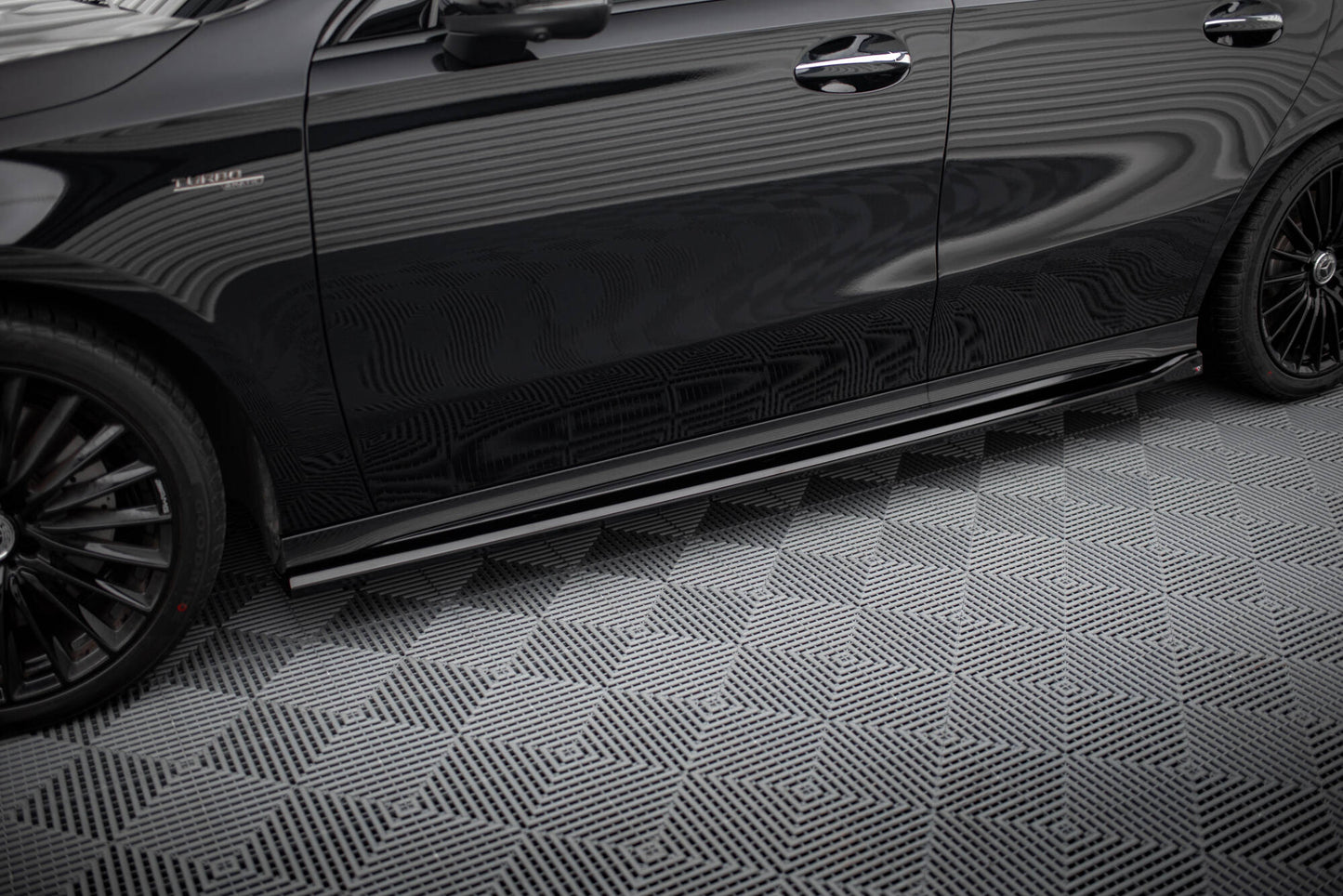 Maxton Design Minigonne Laterali - Mercedes A Klasa A35
