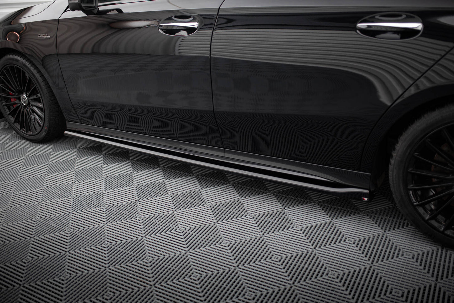 Maxton Design Minigonne Laterali - Mercedes A Klasa A35 - img 3