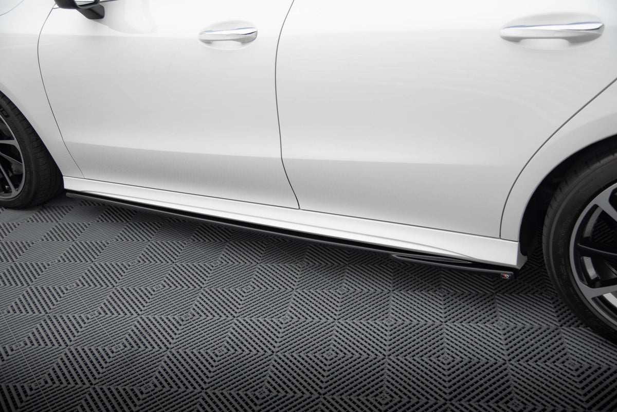 Maxton Design Minigonne Laterali - Mercedes CLA AMG-Line - img 3