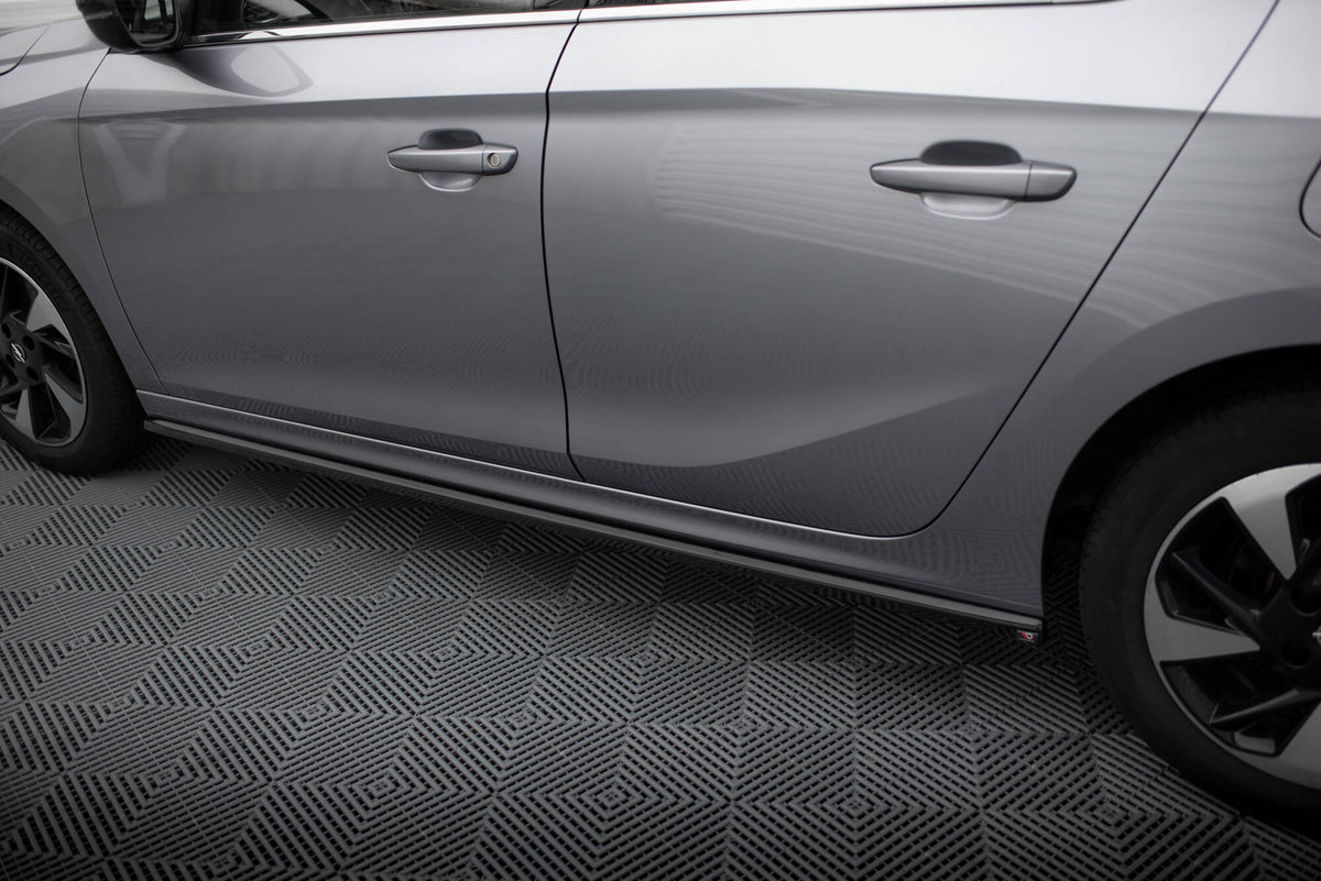 Maxton Design Minigonne Laterali - Opel Corsa F (Mk3) - img 3