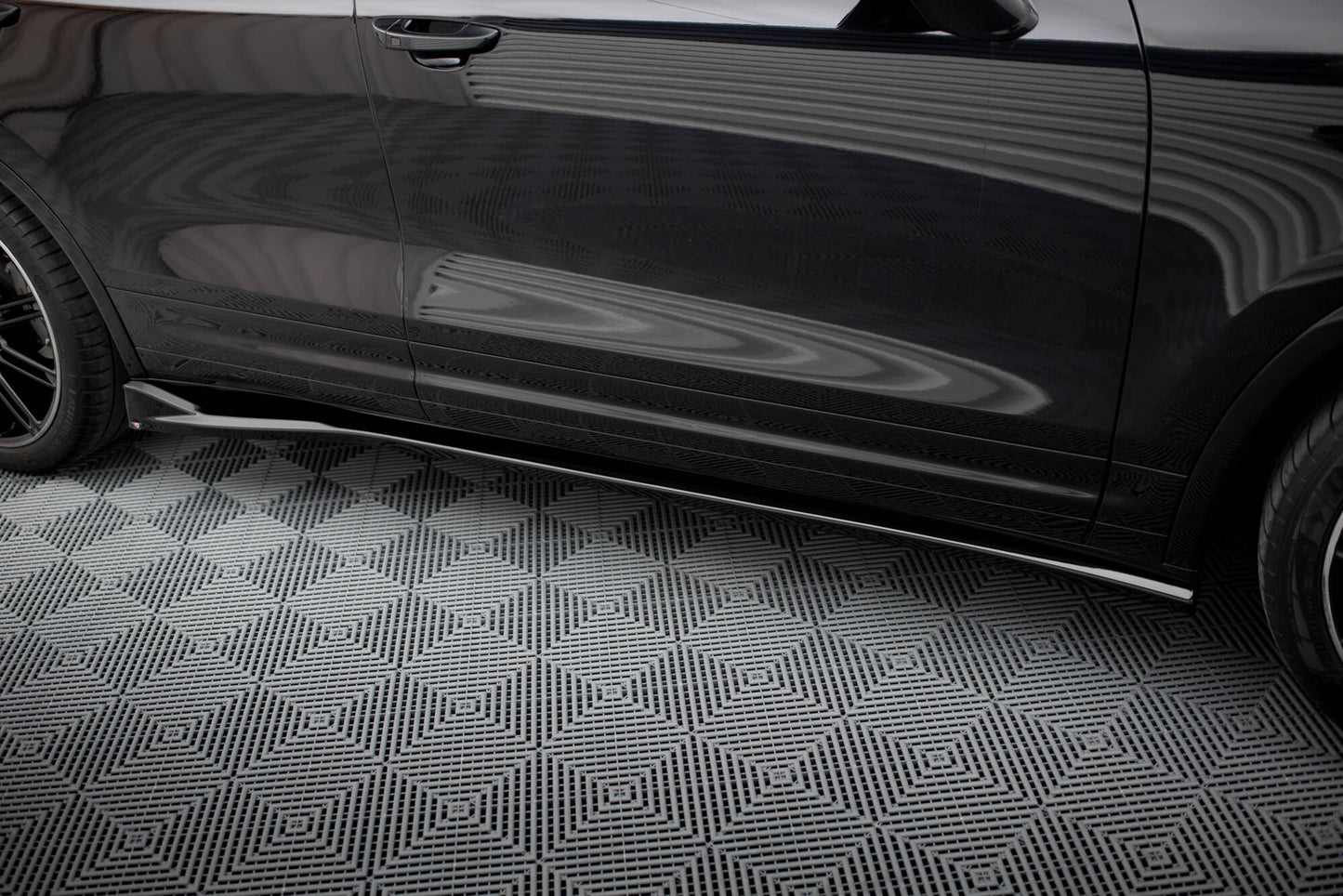 Maxton Design Minigonne Laterali - Porsche Cayenne Mk2 Facelift - img 3