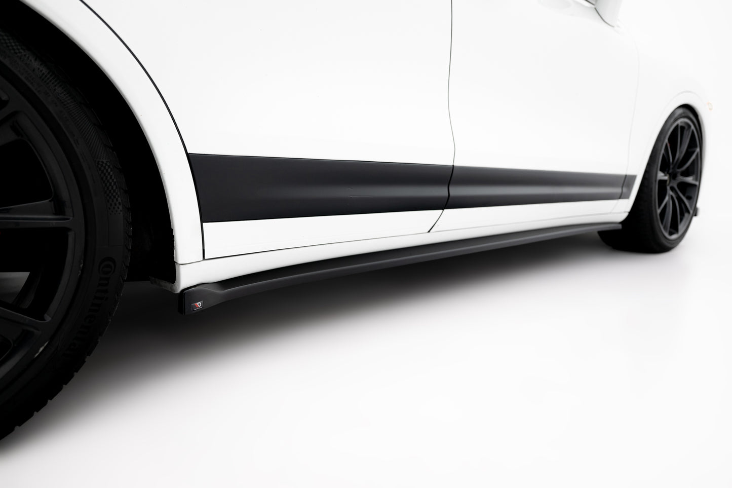 Maxton Design Minigonne Laterali - Porsche Cayenne Mk2 - img 3