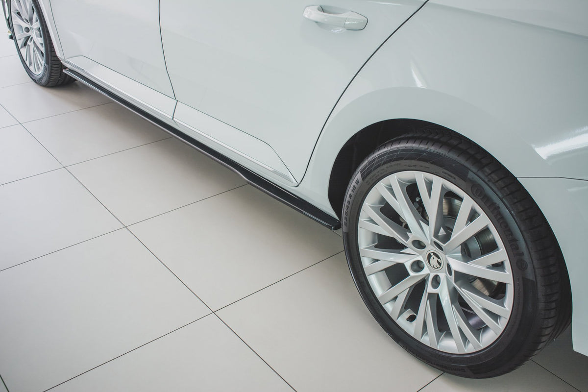 Maxton Design Minigonne Laterali - Skoda Superb Mk3 FL - img 2
