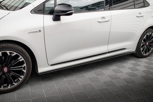 Maxton Design Minigonne Laterali - Toyota Corolla Sedan
