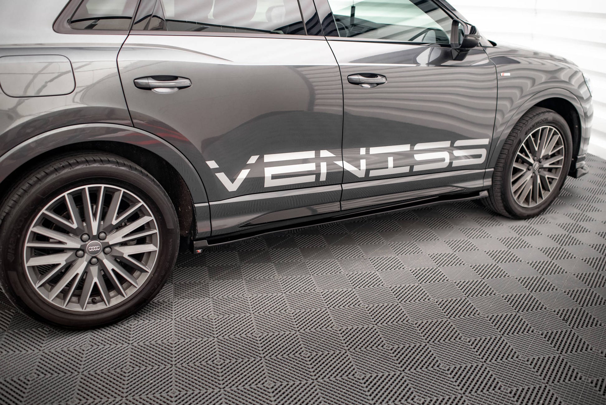 Maxton Design Minigonne Laterali V.1 - Audi Q3 F3 - img 2
