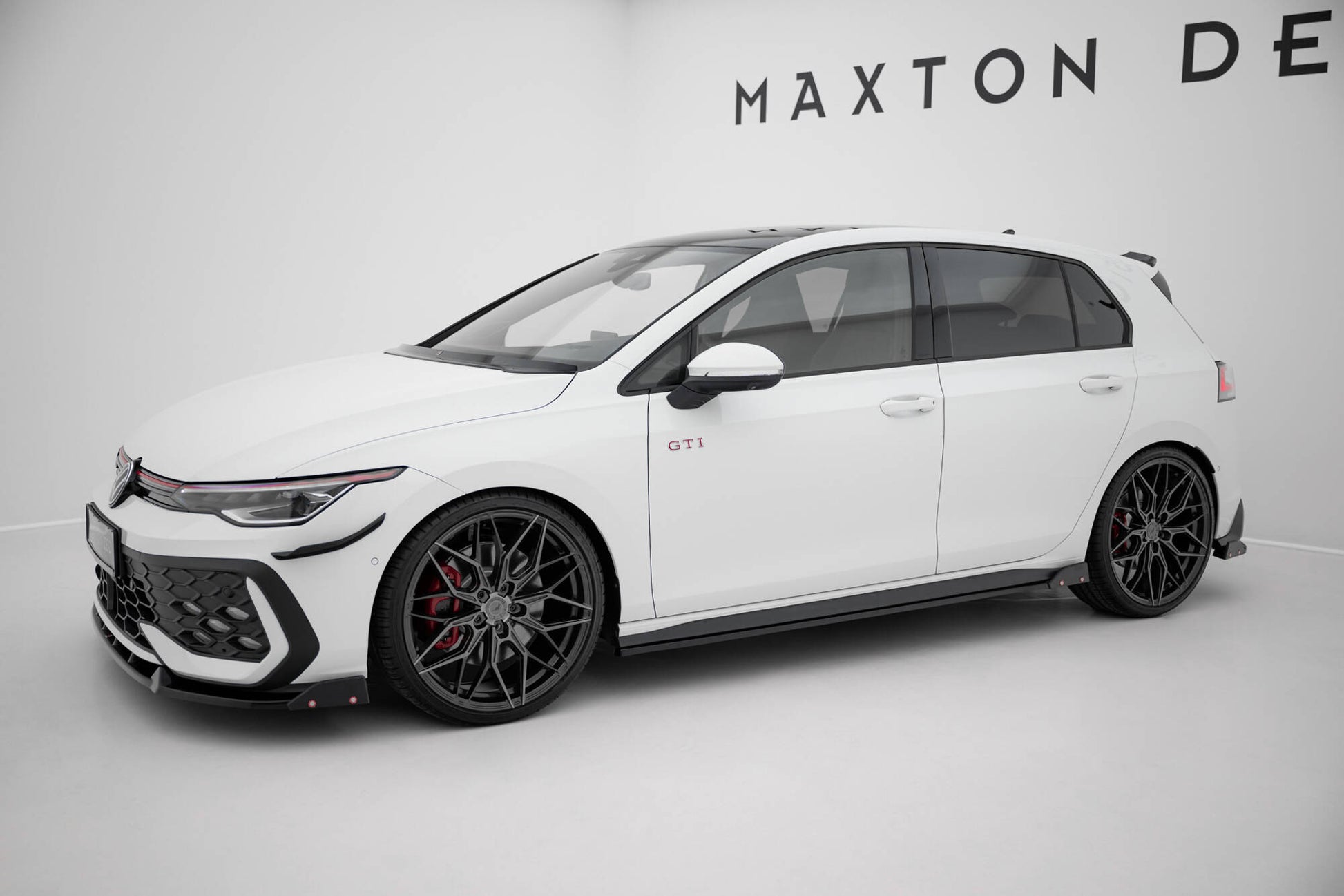 Maxton Design Minigonne Laterali V.2 - Volkswagen Golf GTI Mk8 - img 2