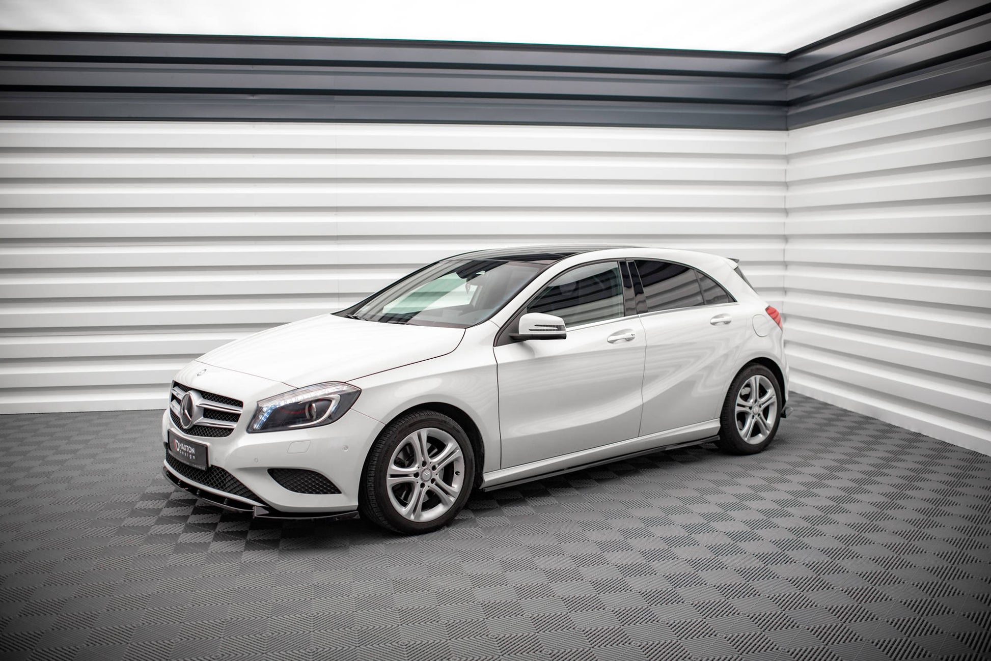 Maxton Design Minigonne Laterali V.2 - Mercedes A Klasa Standard - img 2