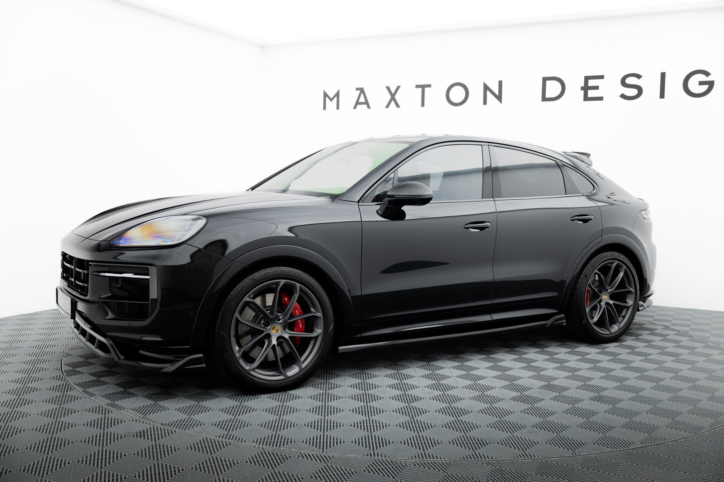 Maxton Design Minigonne Laterali V.2 - Porsche Cayenne Sport Design - img 2