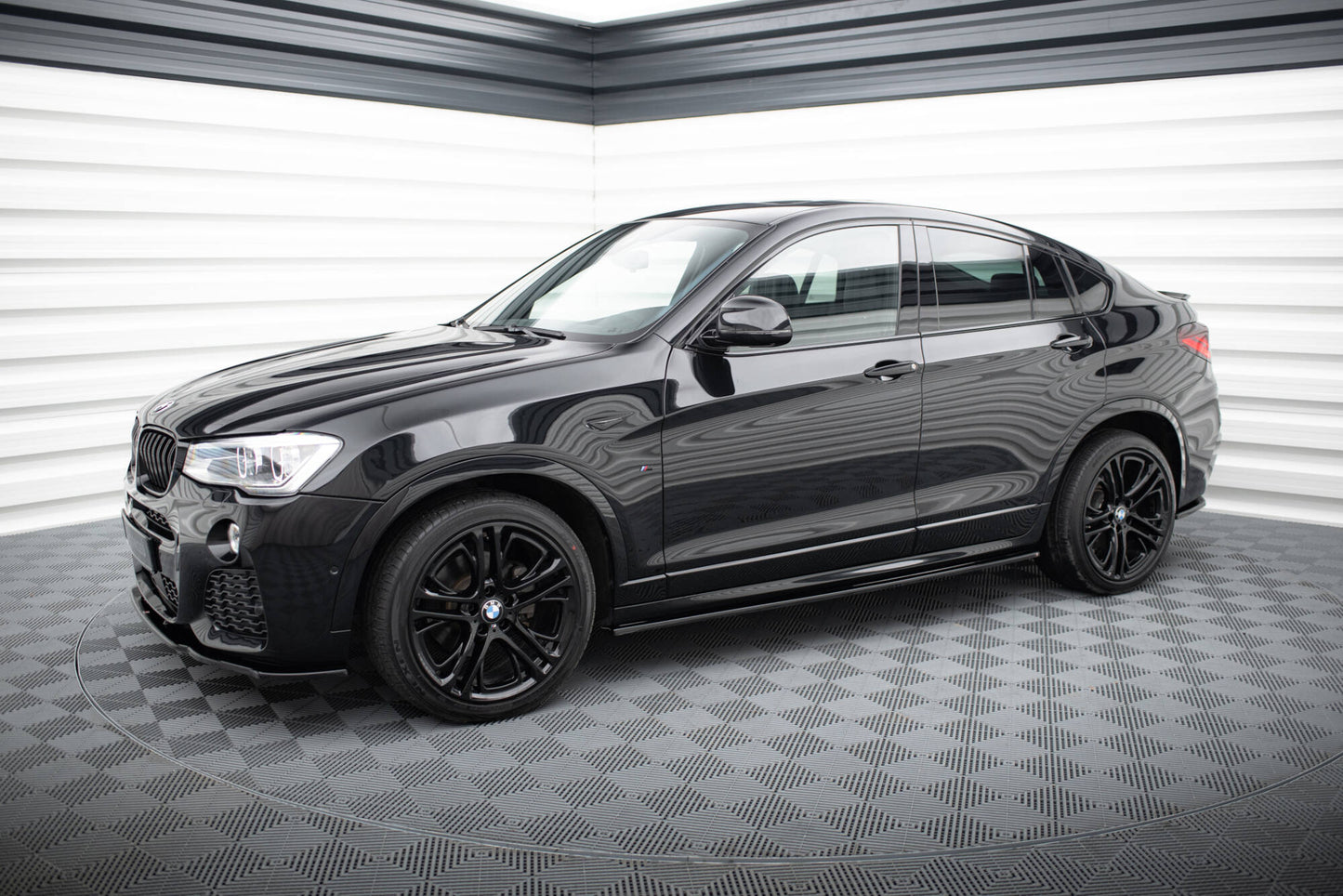 Maxton Design Minigonne Laterali - BMW Serie 4 F26 - img 2