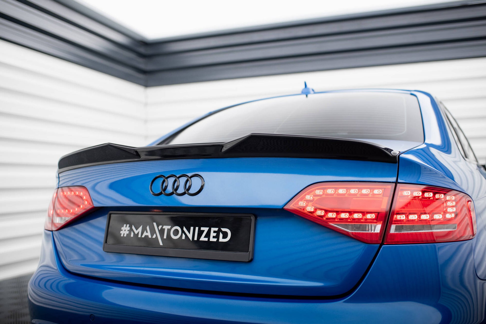 Maxton Design Spoiler Cap 3D - Audi A4 B8