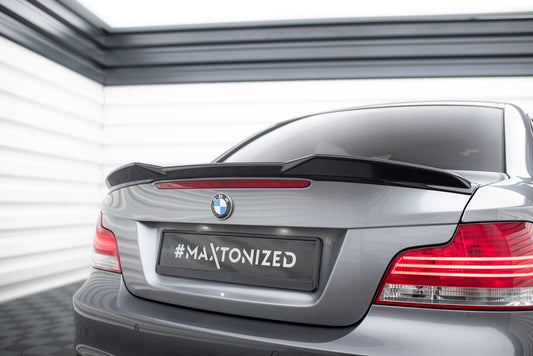 Maxton Design Spoiler Cap 3D - BMW Serie 1 E82 Facelift