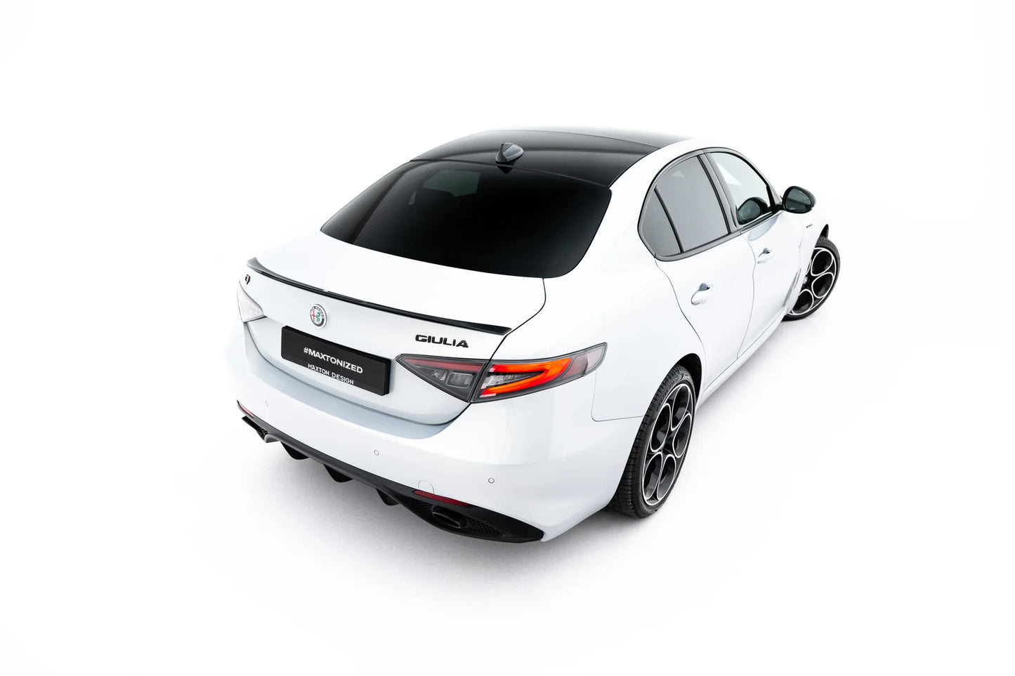Maxton Design Spoiler Cap - Alfa Romeo Giulia Veloce