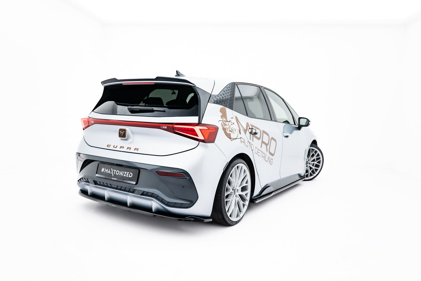 Maxton Design Spoiler Cap - Cupra Born Mk1
