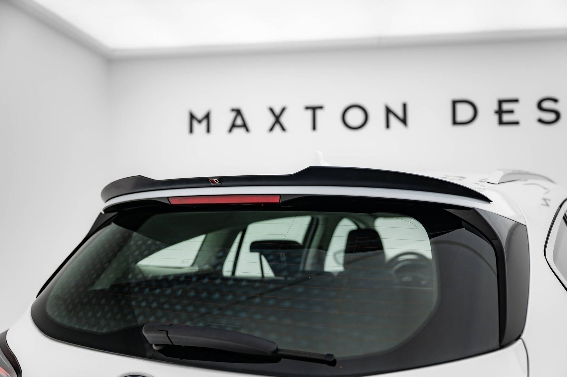 Maxton Design Spoiler Cap - Ford Focus Mk4