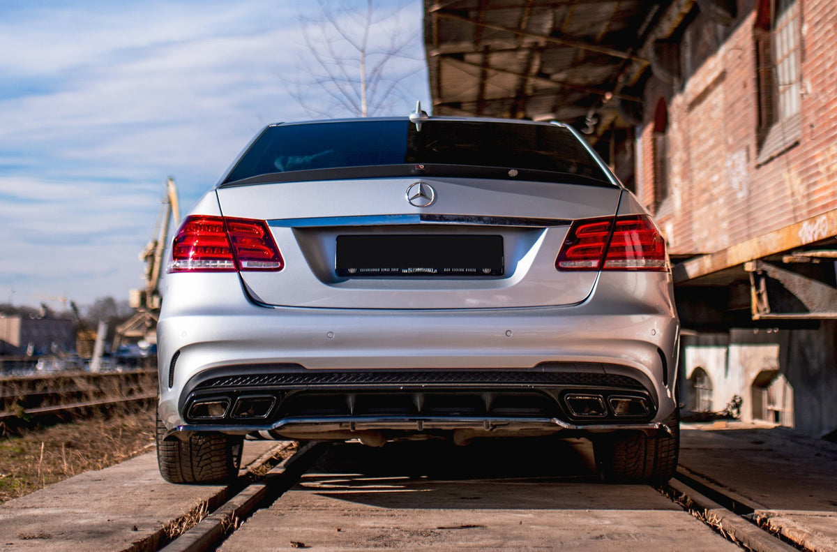 Maxton Design Spoiler Cap - Mercedes E Klasa Sedan - img 6
