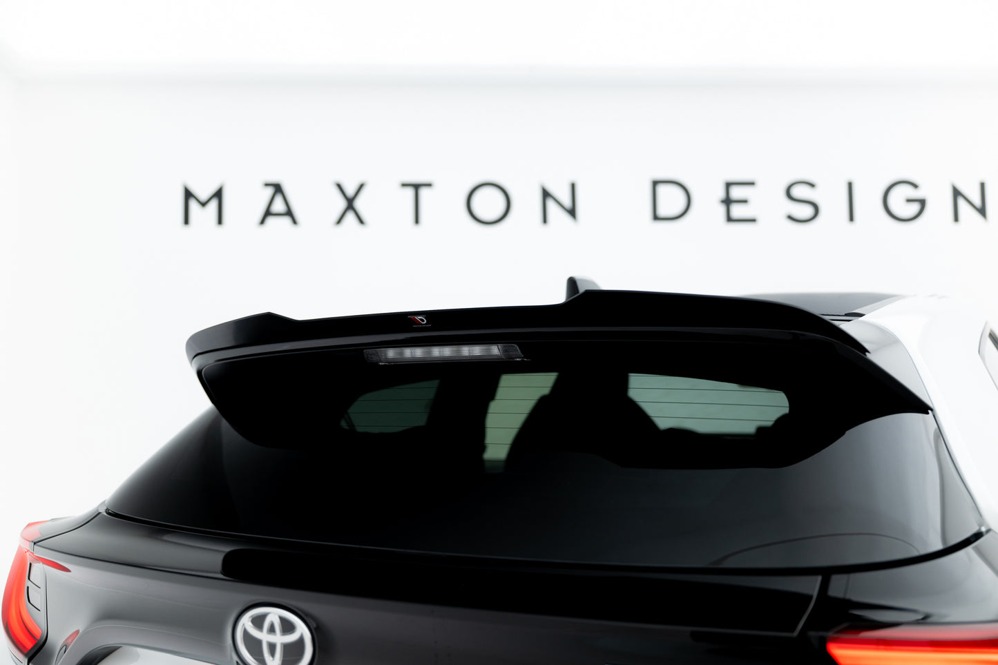 Maxton Design Spoiler Cap - Toyota GR Yaris Mk3